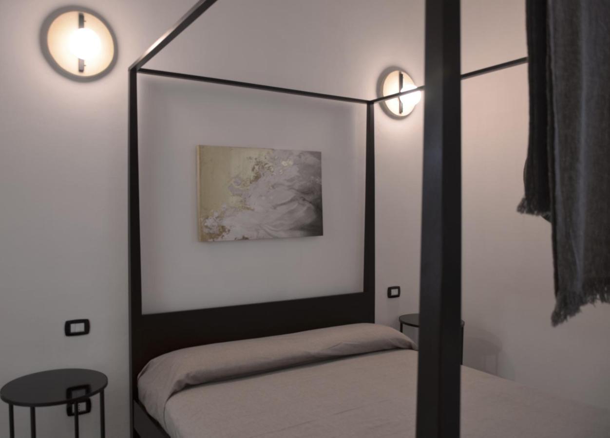 The Court Suites & Spa Tarento Exterior foto